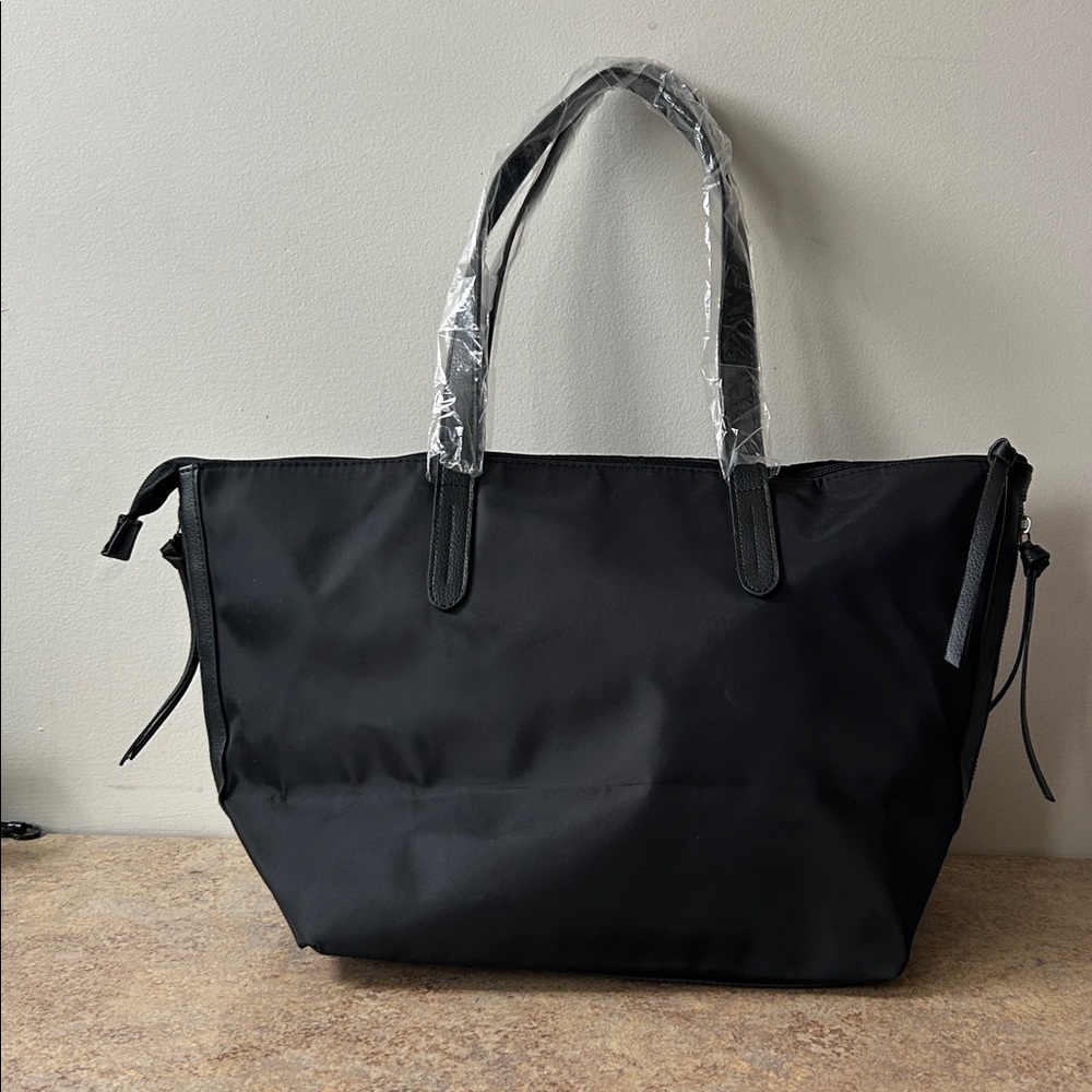 NWT Botkier New York Black Shoulder Tote with Silver Hardware - Picture 3 of 12